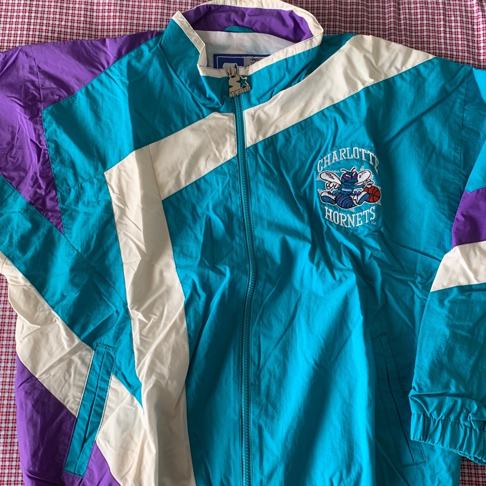 Vintage Starter Jacket Charlotte Hornets M